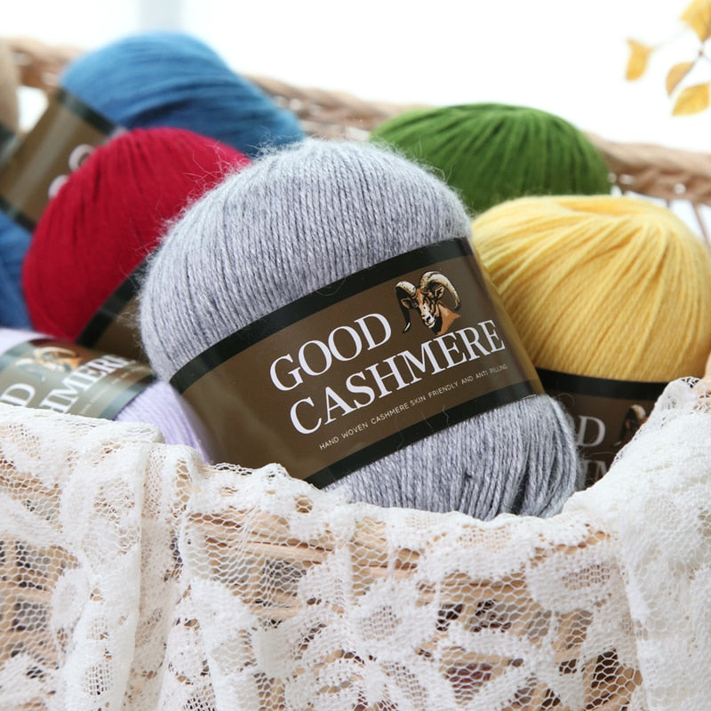 50+20g Mongolsk Cashmere uld mix + tråd