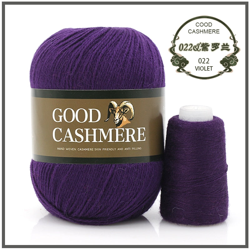 50+20g Mongolsk Cashmere uld mix + tråd