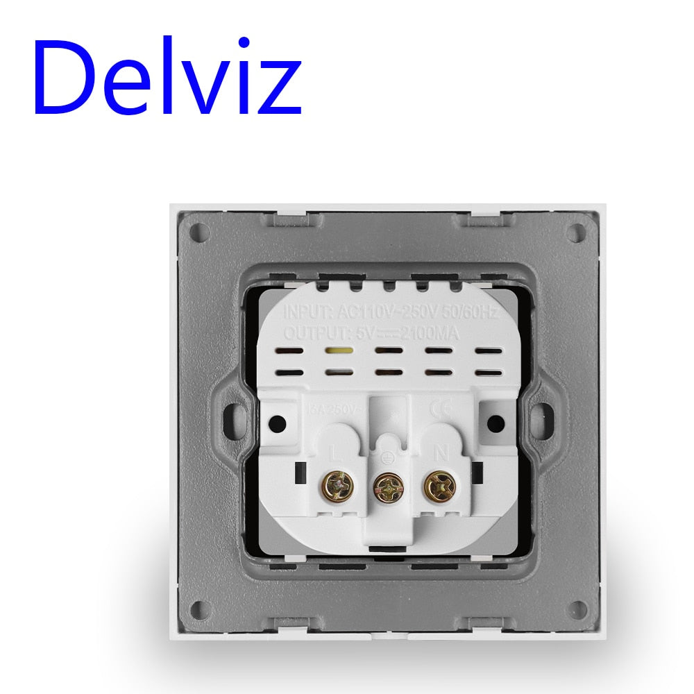 Delviz Wall USB Power Socket, AC 110V-250V 16A til væg, 86mm x 86mm, Dobbelt usb EU Standard